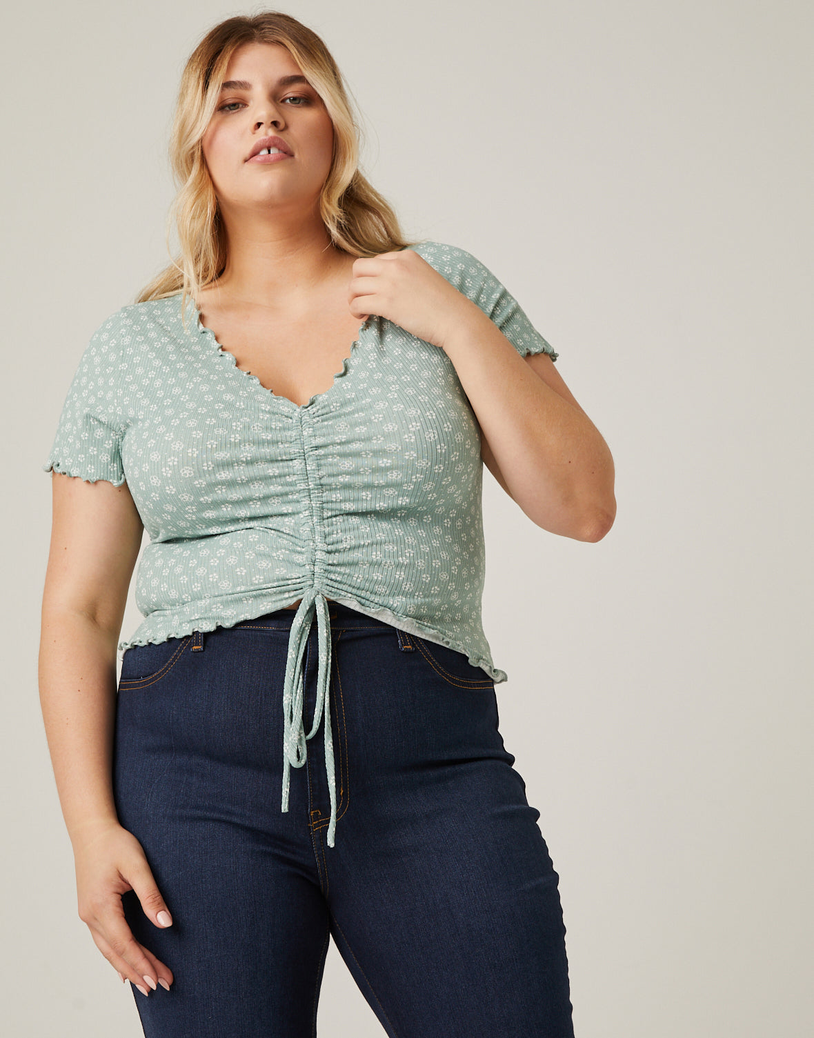 Plus Size Lettuce Edge Floral Print Top